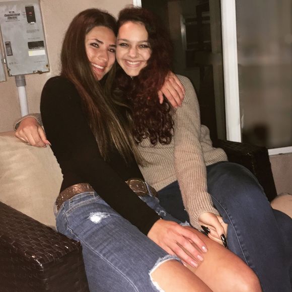 Profile Picture of Tori Morales (@torimorales637) on Poshmark