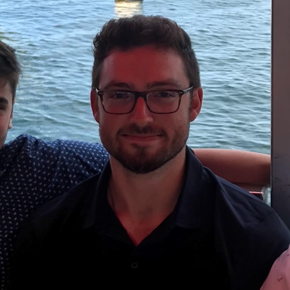Profile Picture of James Snee (@jdsnee) on Poshmark