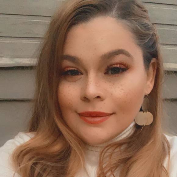 Profile Picture of Randi Staser (@pynk4125) on Poshmark