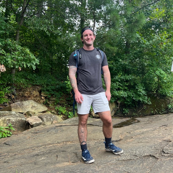 Profile Picture of Tyler Hanna (@hookandirons92) on Poshmark