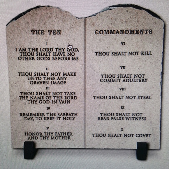 Profile Picture of Carla Foster (@lovejoypeace3) on Poshmark