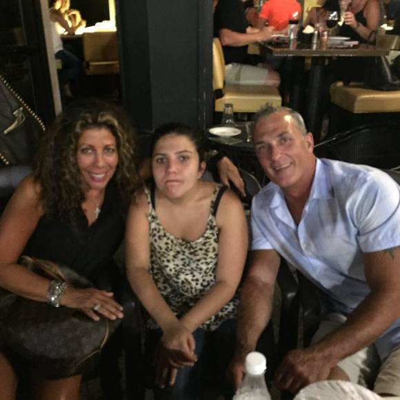 Profile Picture of Robin Zotti (@vanessa9203) on Poshmark