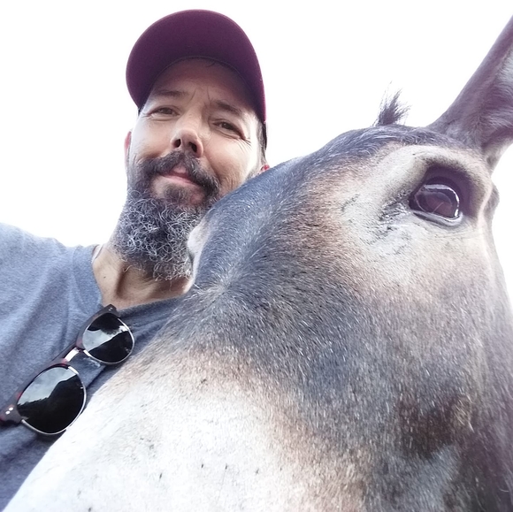 Profile Picture of Mark Denson (@markdenson65) on Poshmark