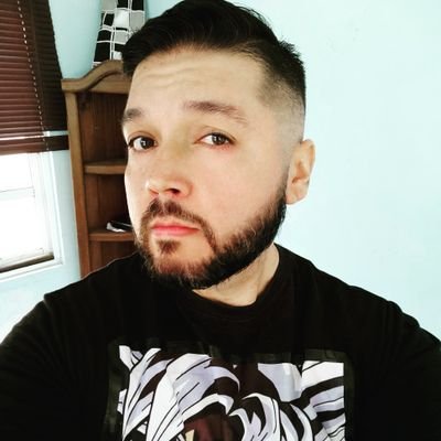 Profile Picture of Estrella Del Alba (@Mark_Atom) on Twitter
