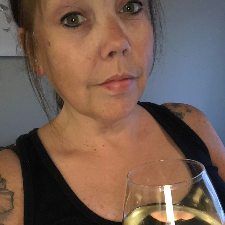 Profile Picture of Lori 🇨🇦 (@lori_sweeney) on Tiktok