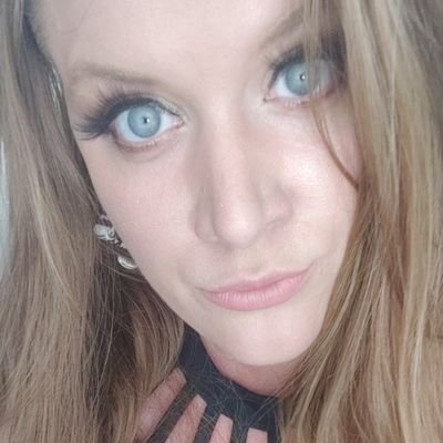Profile Picture of Amanda Canning (@AmandaCanning9) on Twitter