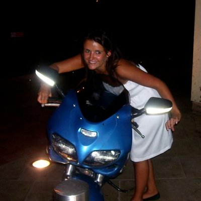 Profile Picture of Sarah Keates (@keatesaroo) on Twitter