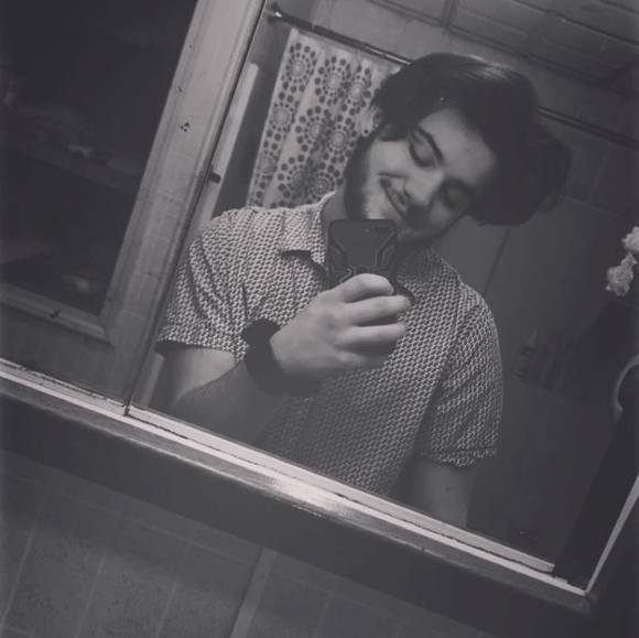 Profile Picture of Gabriel Vincent (@gabec5) on Poshmark