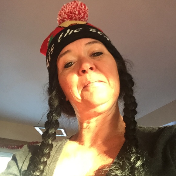 Peace Langfield - Poshmark Profile Picture of Peace Langfield (@peacer) on Poshmark