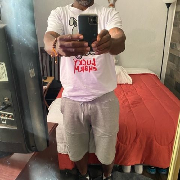 Profile Picture of Dwayne Hayes (@dhayes1813) on Poshmark