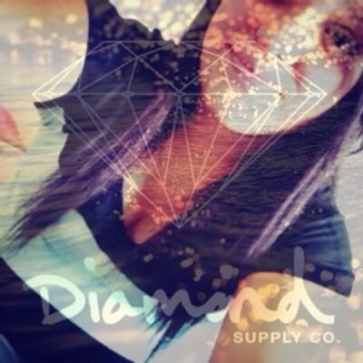 Profile Picture of ★♡January 14 ∞✞ (@ElizzaNicole) on Twitter