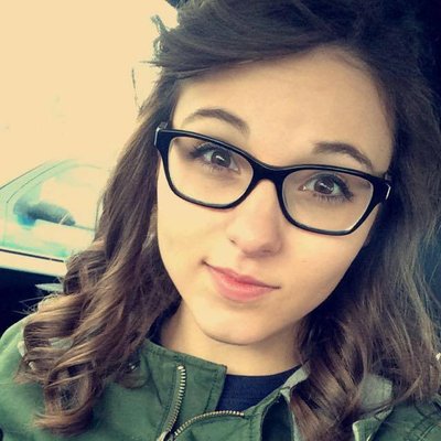 Profile Picture of Alice Peterson (@alicepeterson67) on Twitter