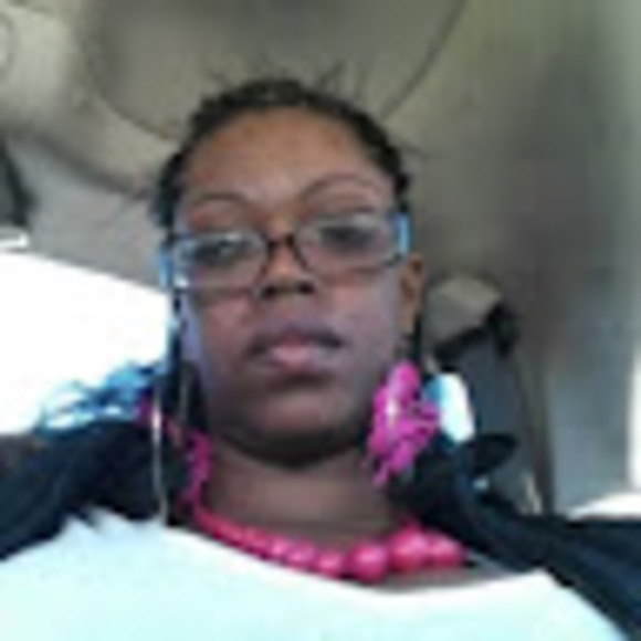 Latisha Mcdougald - Poshmark Profile Picture of Latisha Mcdougald (@latishamcdougal) on Poshmark