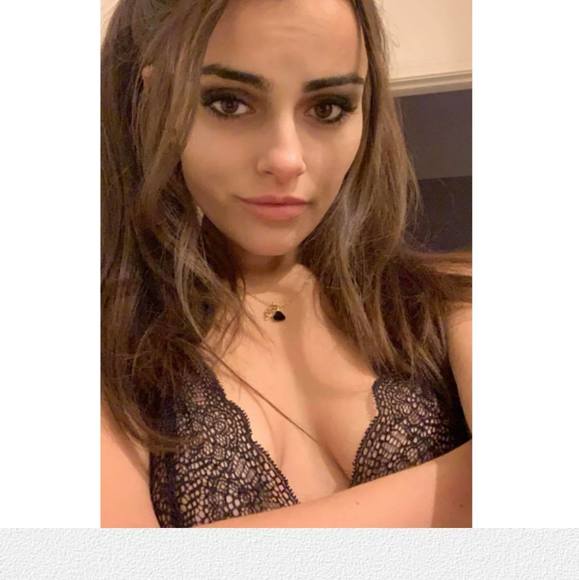 Profile Picture of Kylie Kivlen (@kyliekivlen) on Poshmark