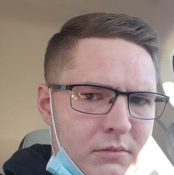 Profile Picture of Conrad Russell (@conradrussell) on Poshmark