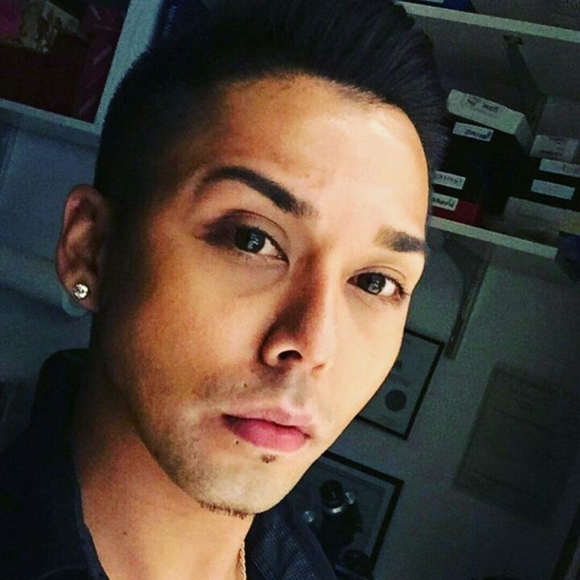 Profile Picture of James Lai (@jlai77) on Poshmark