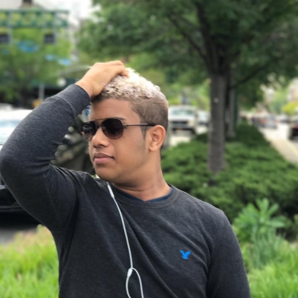 Profile Picture of Joel Lopez estrella (@joelslepo) on Poshmark
