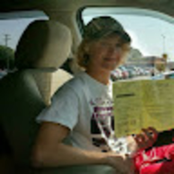 Profile Picture of Deb Pozorski (@debpozorski) on Poshmark