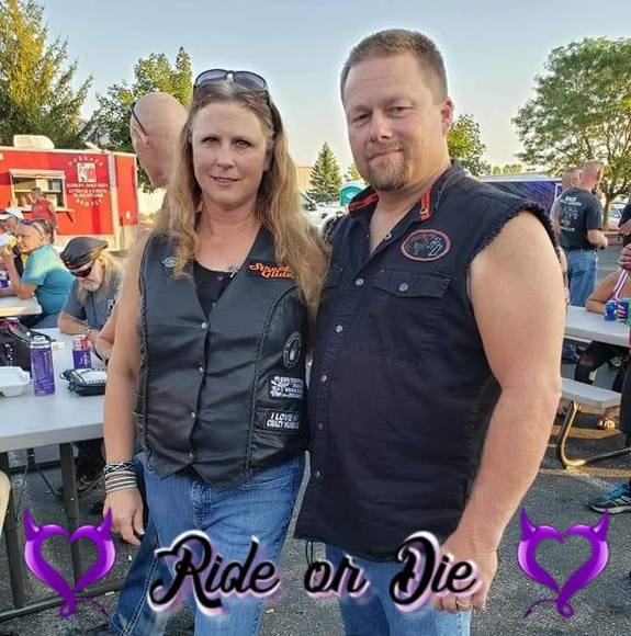 Profile Picture of Paula Schall (@pschall1970) on Poshmark