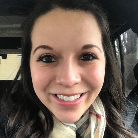 Profile Picture of Kassie Jennerjohn (@kassie2707) on Poshmark