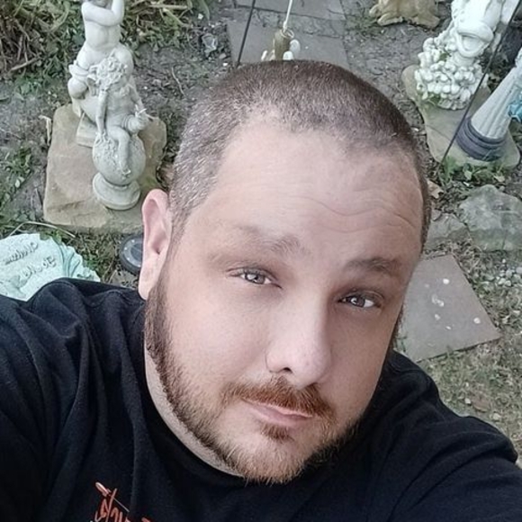 Profile Picture of Matt Bruce (@spiderman00502) on Poshmark