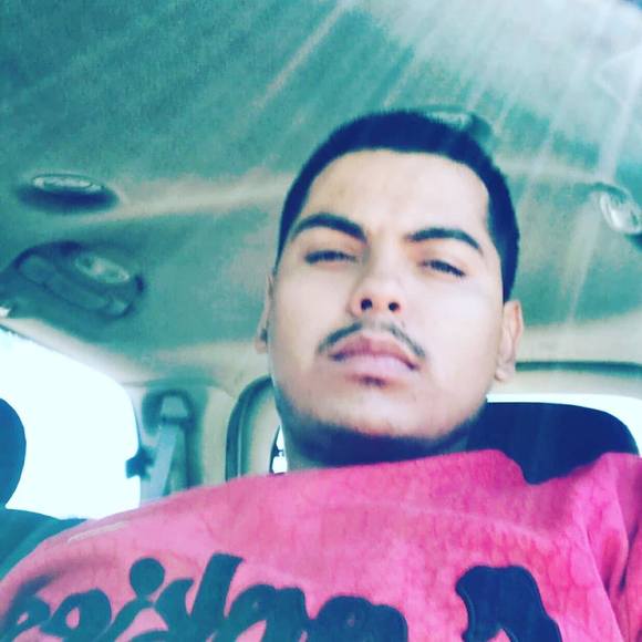 Profile Picture of Josue Alvarez (@josuelvrz) on Poshmark