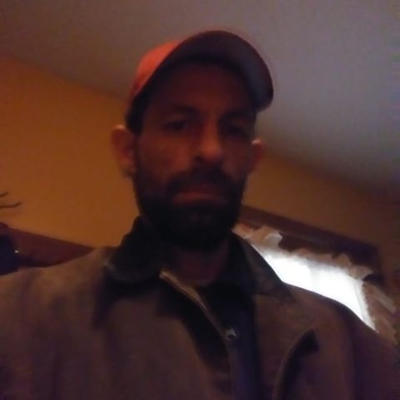 Profile Picture of Paul Blalock (@blalock7272) on Poshmark