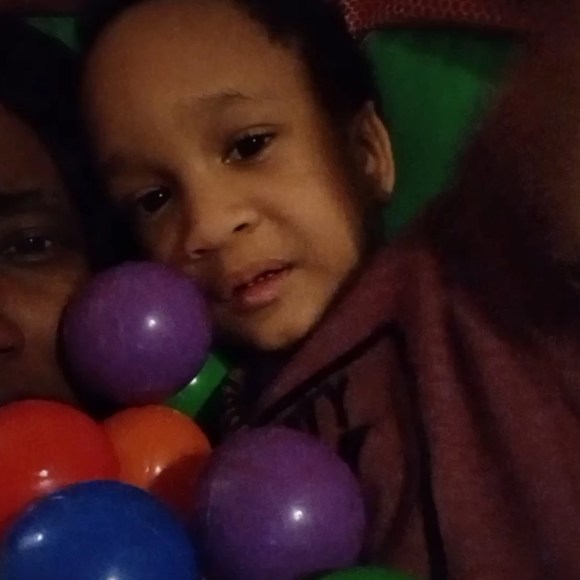 Sheree Black-durden - Poshmark Profile Picture of Sheree Black-durden (@nahlissa) on Poshmark