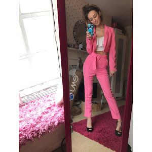 Profile Picture of Robyn Thomas (@robyn.thomas7) on Tiktok
