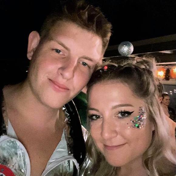 Profile Picture of Tyler Sweet (@tsweet96) on Poshmark