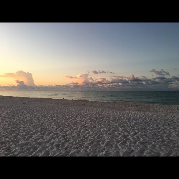 Crystal Tavares - Poshmark Profile Picture of Crystal Tavares (@crystal_irony) on Poshmark