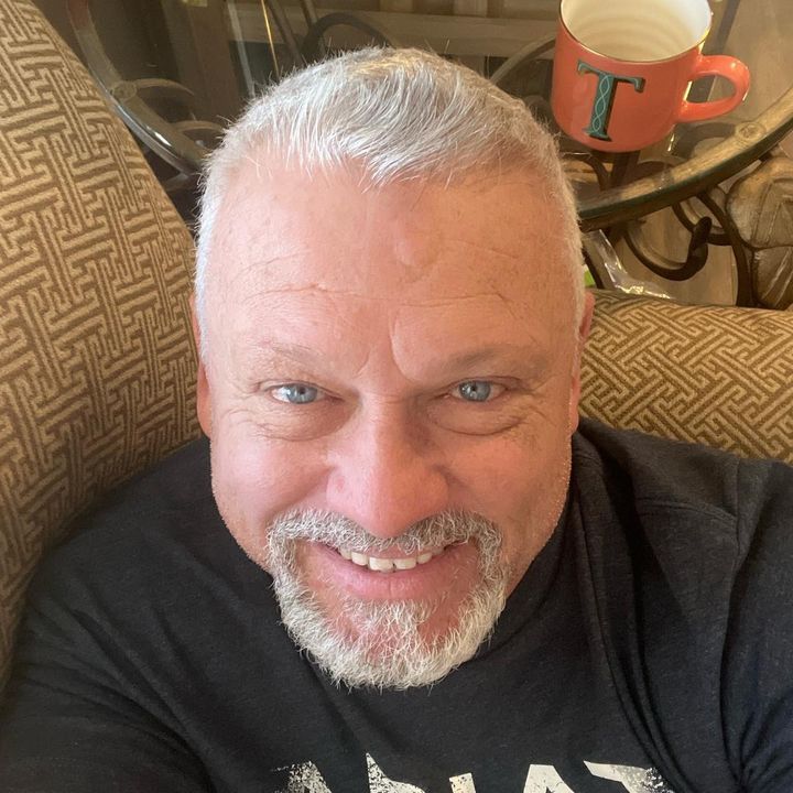 Darrell Wall - Tiktok Profile Picture of Darrell Wall (@darrellkylemusic) on Tiktok