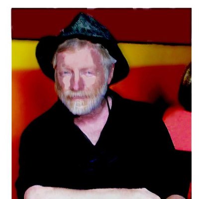 Profile Picture of David Halliday (@miedavid) on Twitter
