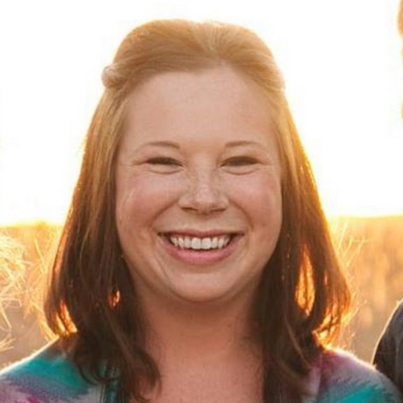 Profile Picture of Ember Mcnown (@emcnown) on Poshmark