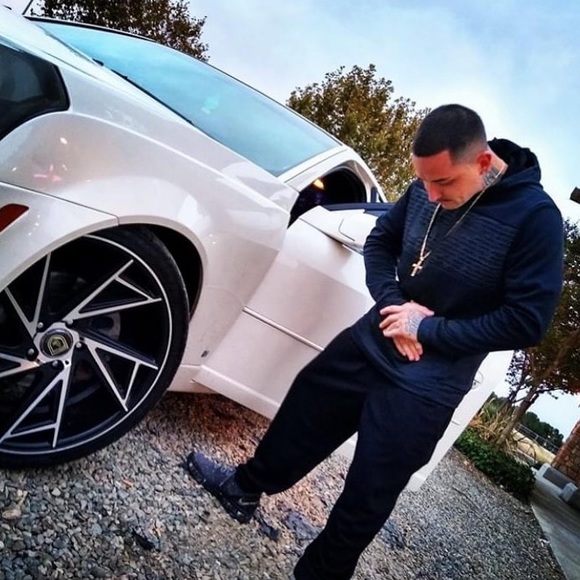 Profile Picture of Vince Rodriguez (@vrod916) on Poshmark