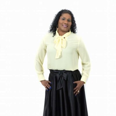 Profile Picture of Pastor Lisa Veney (@LisaTBarr) on Twitter