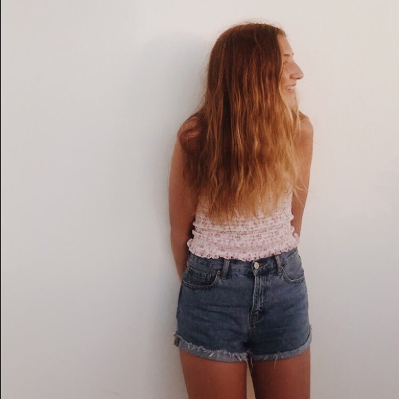 Profile Picture of Danielle Krippner (@danikrippner) on Poshmark