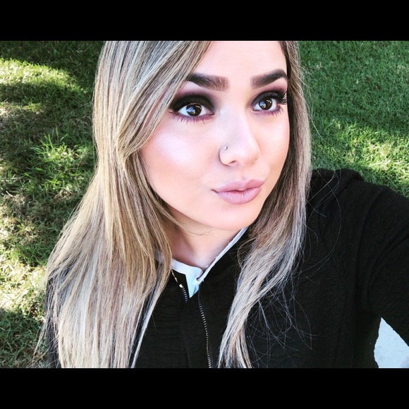 Profile Picture of Leslie Benninghoff (@leemadero) on Poshmark