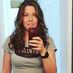 Profile Picture of Laurie Chiasson (@the_fit_vegan_momma_project) on Instagram