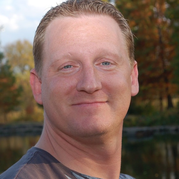 Profile Picture of Rick Gregory (@shoeguru76) on Poshmark