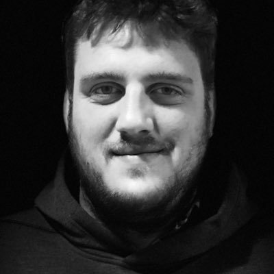 Profile Picture of Andrew Lewis (@freeasinbear) on Twitter