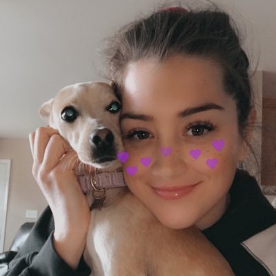 Profile Picture of Carly King (@carrlsss) on Twitter