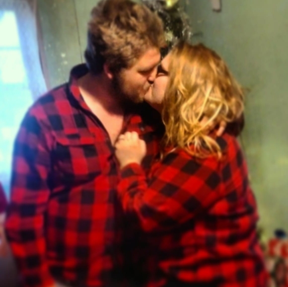 Profile Picture of Jessica Glover (@jessicakillgo) on Poshmark