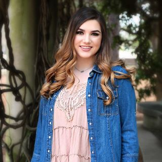 Profile Picture of Emily Quindt (@Emily-Quindt) on Facebook