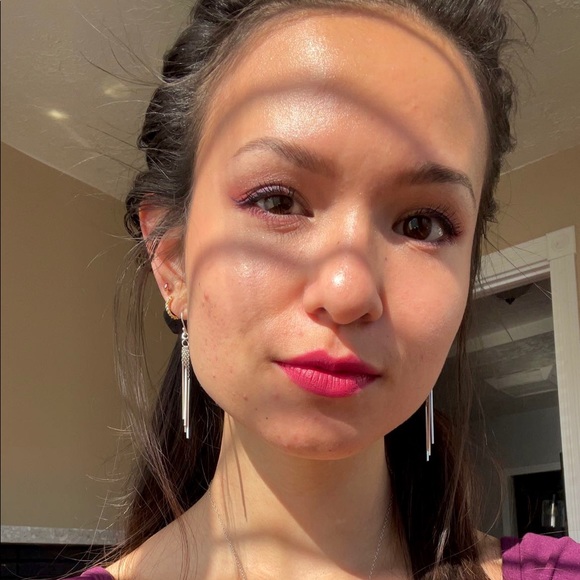 Profile Picture of Roxanne Marchuk (@roxanne_marchuk) on Poshmark