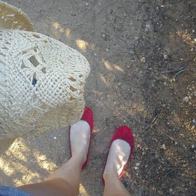 Profile Picture of Amy Joanne (@rubydove14) on Twitter