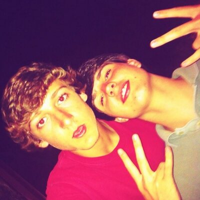 Profile Picture of Jacob & Mick ™ (@JustDoingUs) on Twitter