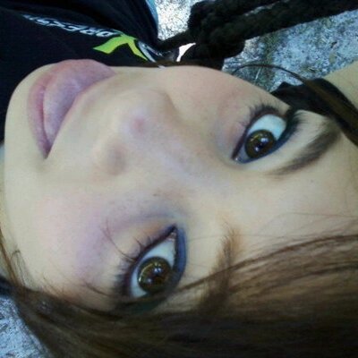 Profile Picture of Julia Marie Wilson (@JuliaFossilFoxx) on Twitter