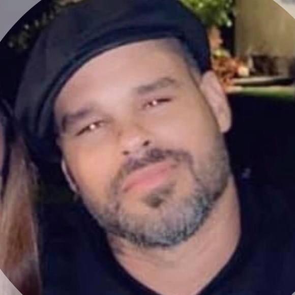 Profile Picture of Hanoi Soto (@jimmydesaint) on Poshmark