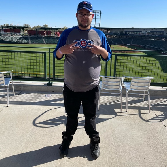 Profile Picture of Kenneth Harrenstein (@k_harrenstein) on Poshmark